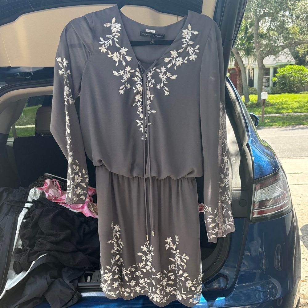 White House Black Market Gray Floral Long Sleeve Dress